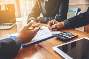 Common landlord-tenant disputes in Chicago
