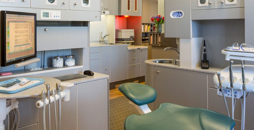 Dentist